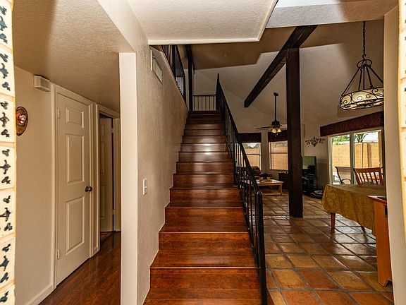 2nd image of 3656 W Villa Theresa Dr