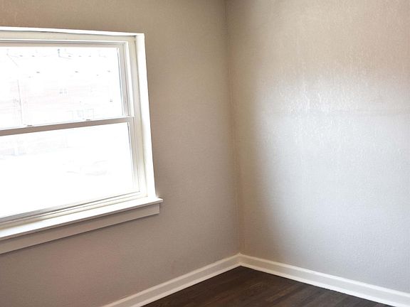 5th image of 4634 Harrison St APT 2N