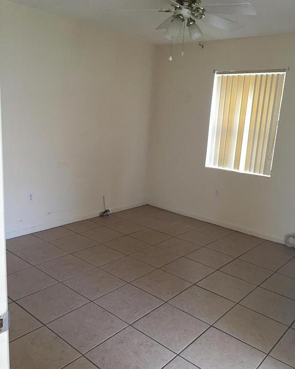 2nd image of 2824 Hinda Rd #2824