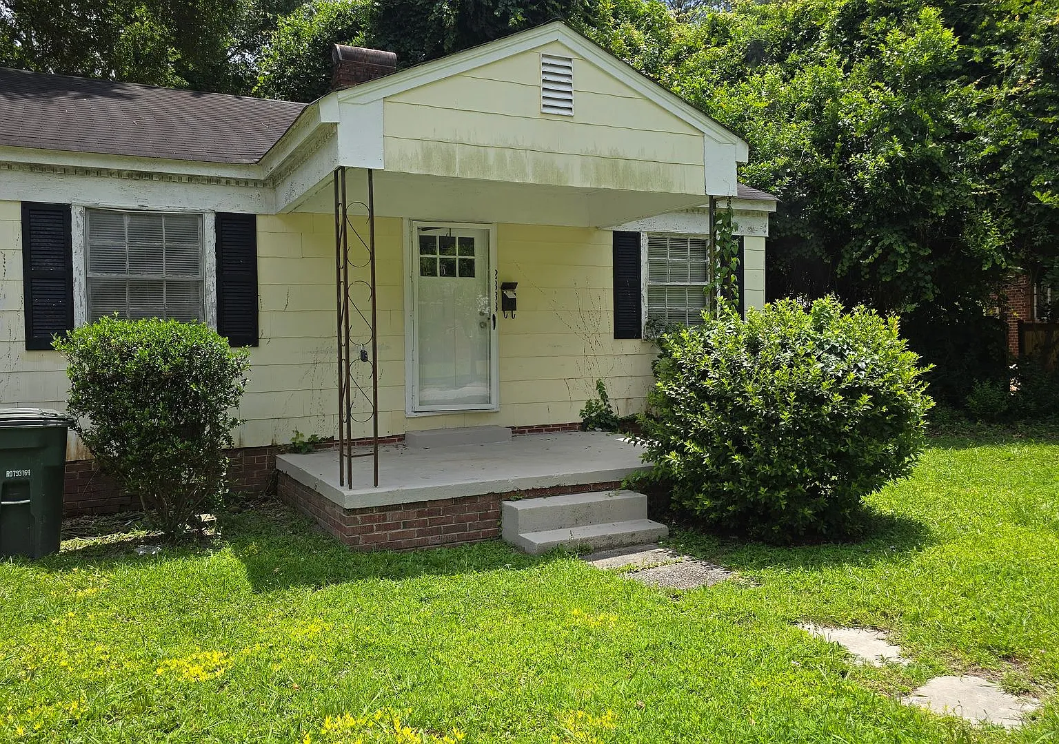 Forest Acres — Photo 2