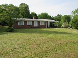 1417 Wiley Lewis Rd, Greensboro, NC 27406