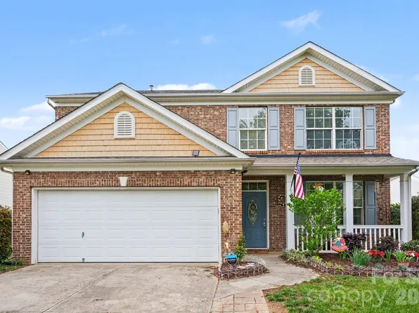 6128 Roseway Ct, Harrisburg, NC 28075