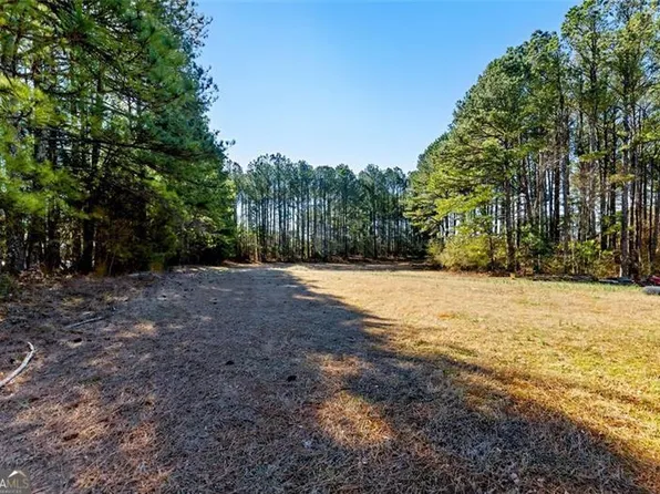 1515 Ozora Rd, Loganville, GA 30052