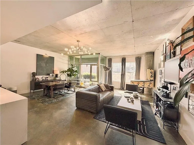 845 Spring St NW #524 — Photo 3