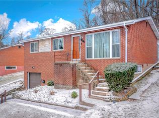 547 Lucia Dr, Pittsburgh, PA 15221