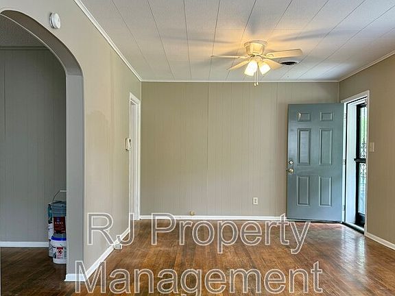 5th image of 1336 Wrenwood St