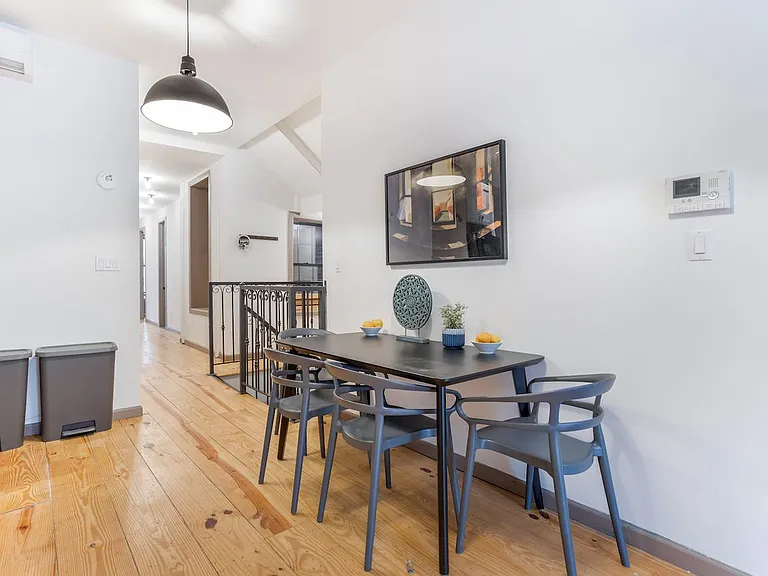 209 W 135th St #5 — Photo 4