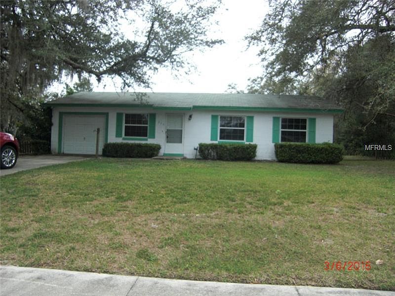 1st image of 220 Agua Vista St