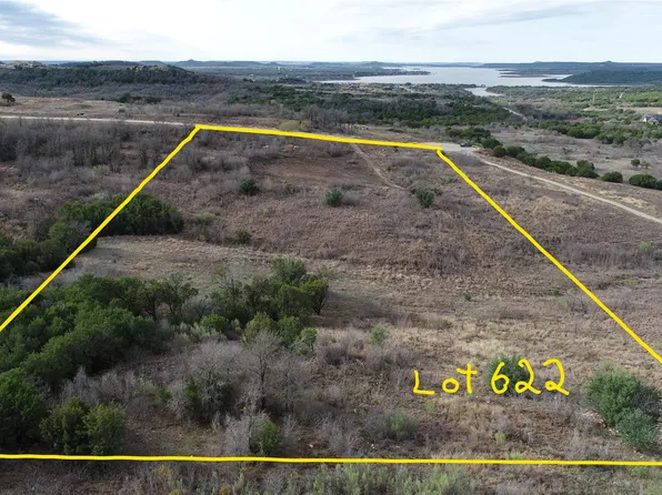 622 Caprock Ct, Graford, TX 76449