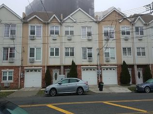 127-14 172nd St, Jamaica, NY 11434