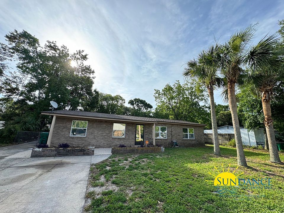 1st image of 670 Bryn Mawr Blvd