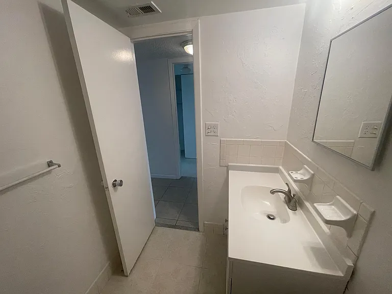 6062 22nd Ave N #3 — Photo 9