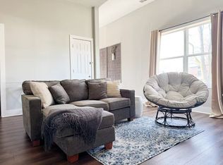 131 Washington Ave #B, Evansville, IN 47713