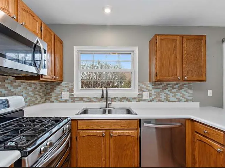 503 Ascot Ln — Photo 24