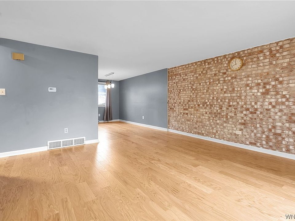 2442 Colvin Blvd, Tonawanda, NY 14150 Zillow