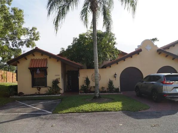 5098 Cortez Court, Delray Beach, FL 33484