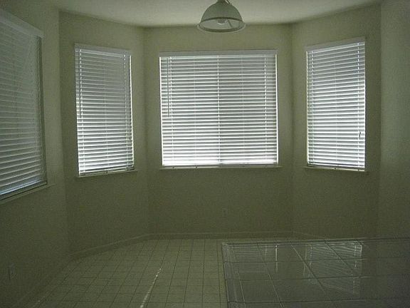 4th image of 5713 Tres Piezas Dr