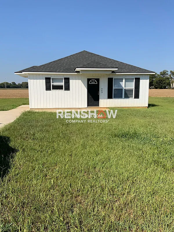 3 bed, 2.0 bath, 1176 sqft, $1,300 — Photo 1