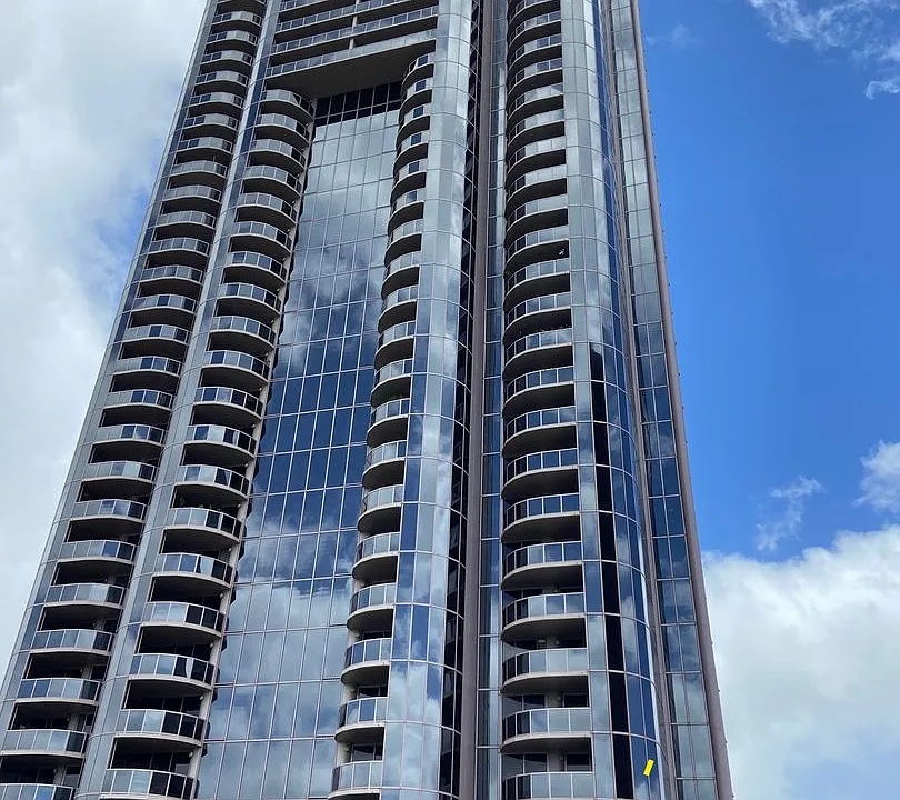 425 South St #3302