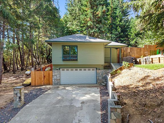 2nd image of 2430 Otter Lane
