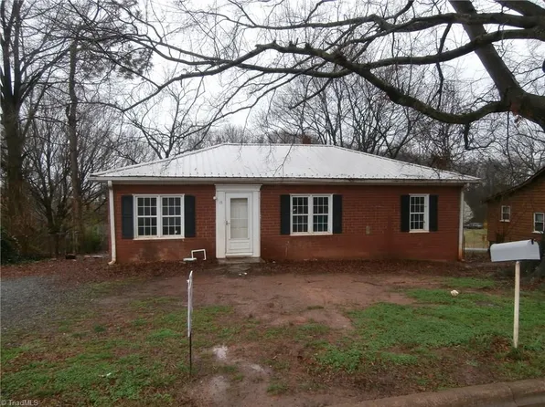 15 Fowler Ave, Lexington, NC 27292