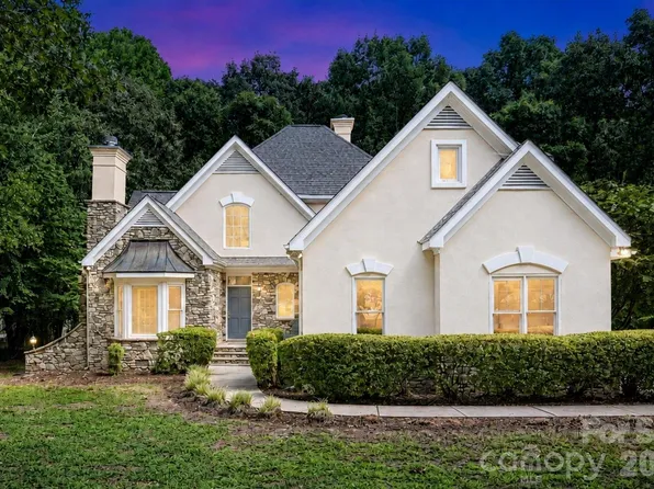 165 Futrell Lndg, New London, NC 28127