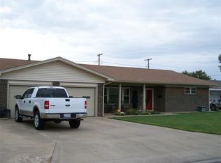 1117 Jackson St, Perryton, TX 79070