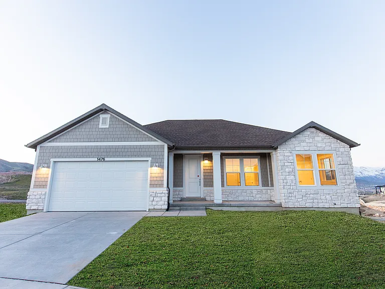 1476 Russo Dr — Photo 1