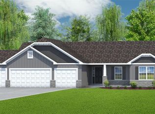 1060 Morgan Meadow Dr, Wentzville, MO 63385