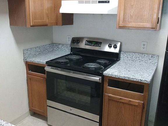5th image of 8731 Dawson St APT 104