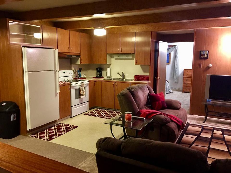 1st image of 630 Washakie St