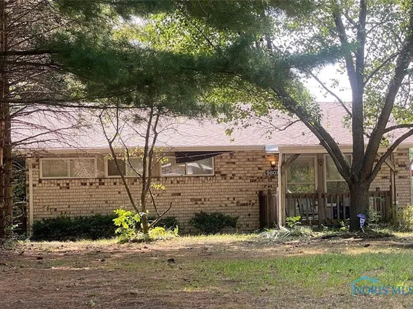 9809 Oak Bend Ave, Holland, OH 43528