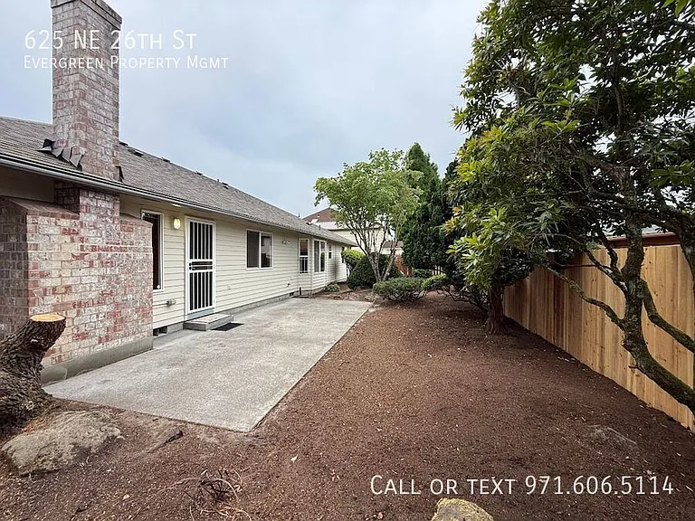 625 NE 26th St — Photo 38
