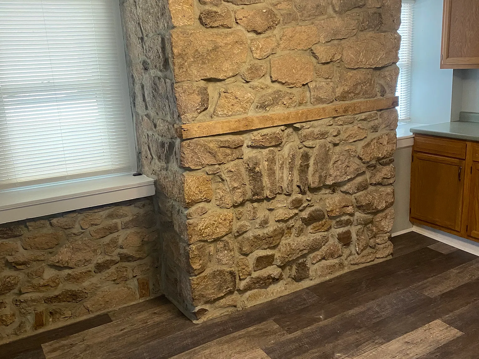 2 bed, 500 sqft, $1,400 — Photo 2
