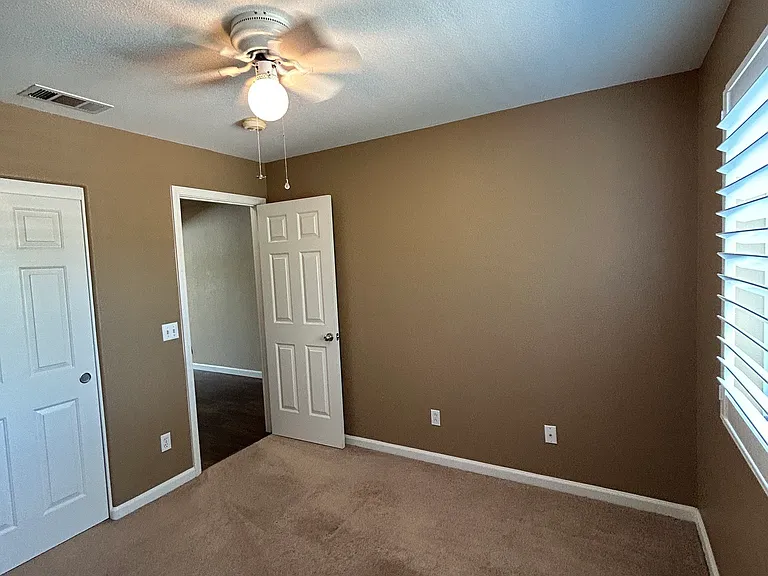 2412 Hooftrail Way — Photo 8