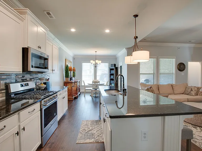 3023 Peevey Creek Ln — Photo 29