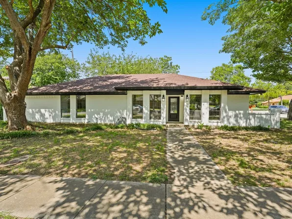 1900 Burning Tree Ln, Denton, TX 76209