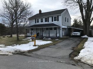 32 Ortona Cir N, Prince Edward County, ON K0K2T0