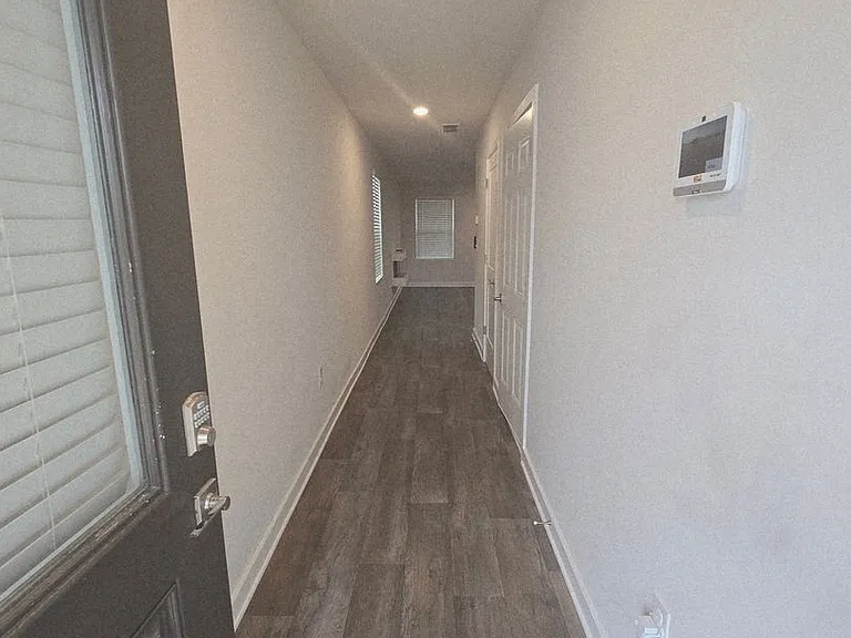 3416 Stonewall Ct — Photo 2
