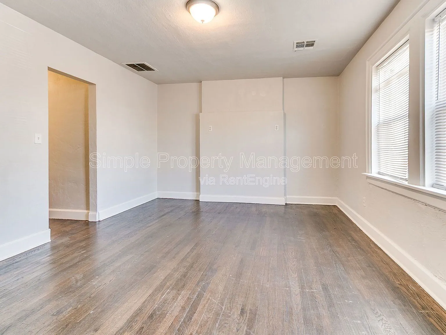 2 bed, 1.0 bath, 900 sqft, $875 — Photo 3