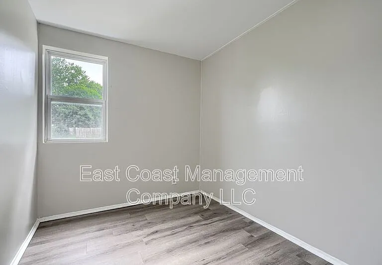 902 Catawba Ct — Photo 12