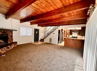 29157 South Ln, Cedar Glen, CA 92321