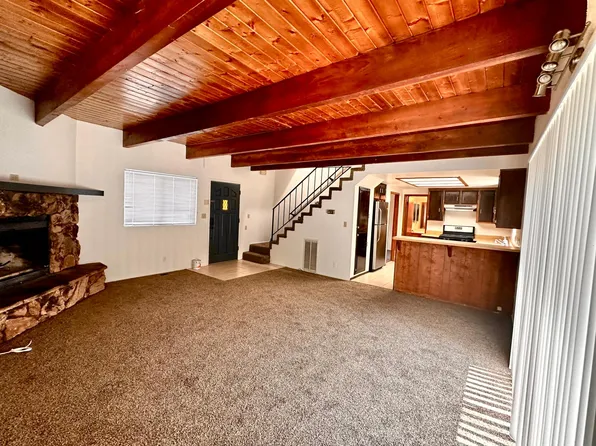 29157 South Ln, Cedar Glen, CA 92321