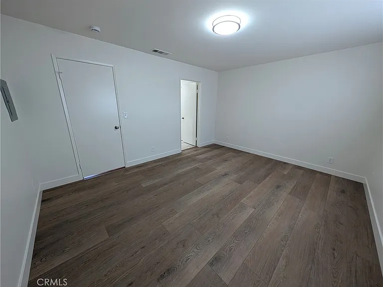 845 W Olive Ave #B — Photo 24