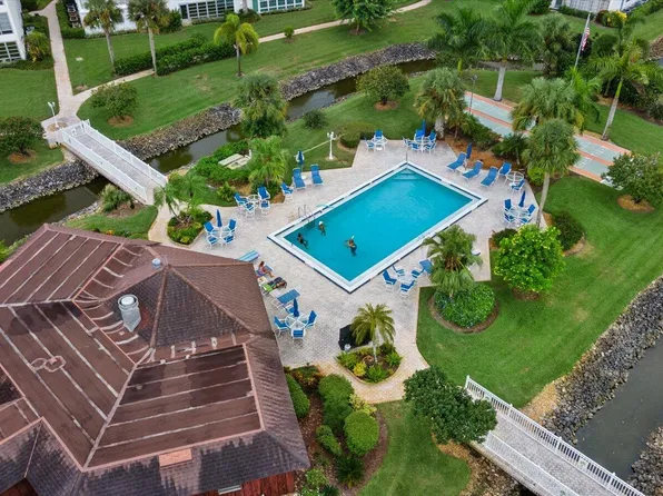 315 Saint Andrews Blvd APT D31, Naples, FL 34113