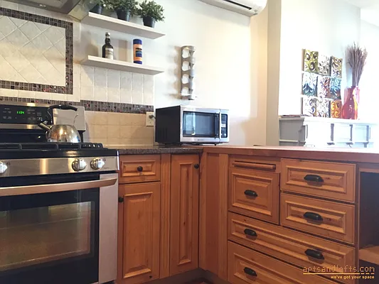 Rented by aptsandlofts.com | media 13