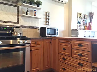 Rented by aptsandlofts.com