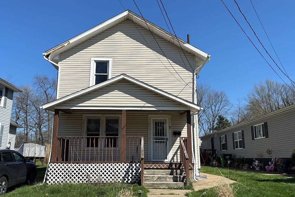 1st image of 1274 13th St SE #1