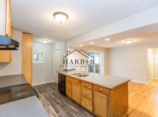 27 8th St NW, Rochester, MN 55901