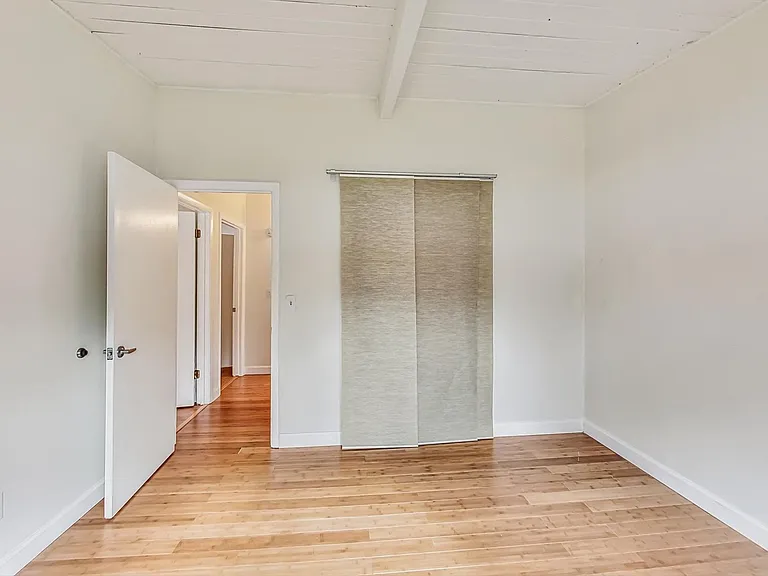 3121 Lynnray Dr — Photo 26